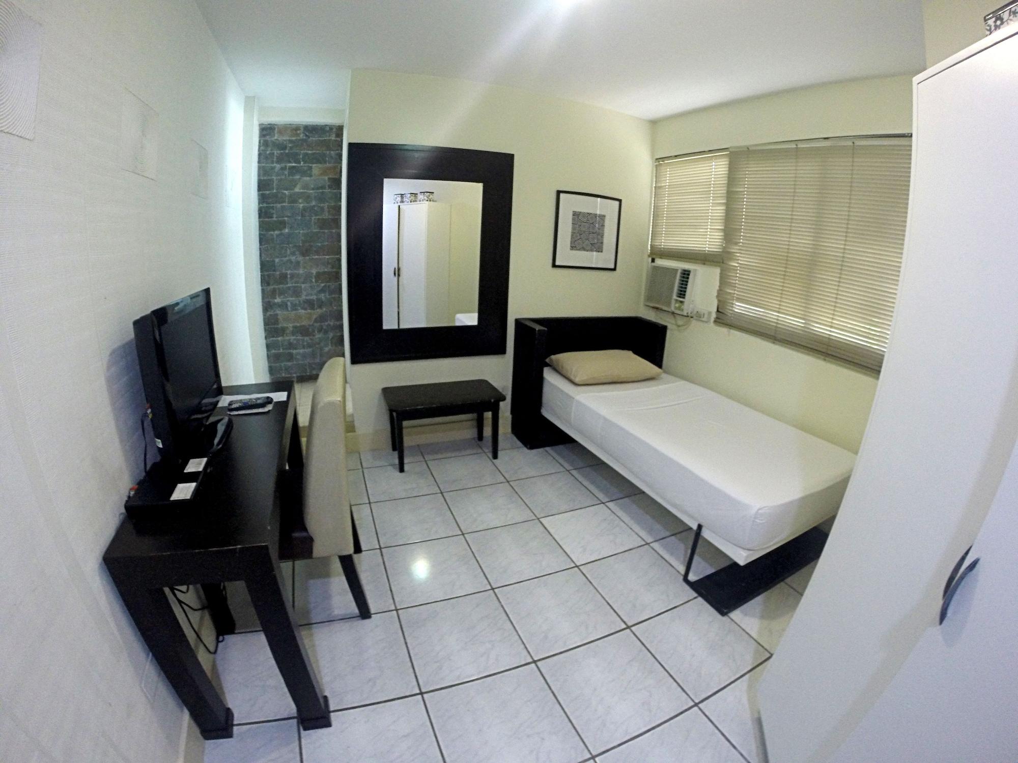 Urban Inn Iloilo Екстер'єр фото