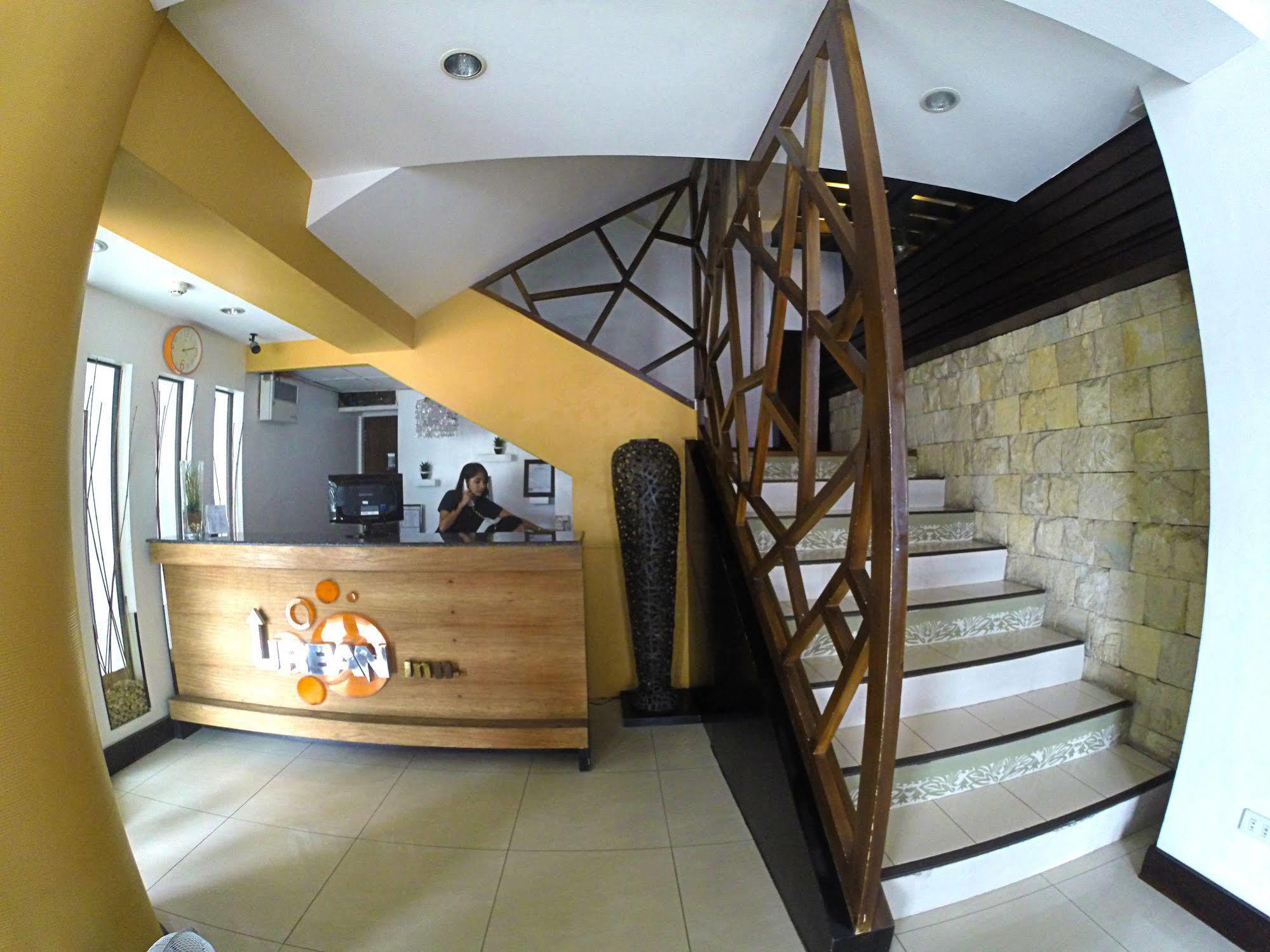 Urban Inn Iloilo Екстер'єр фото
